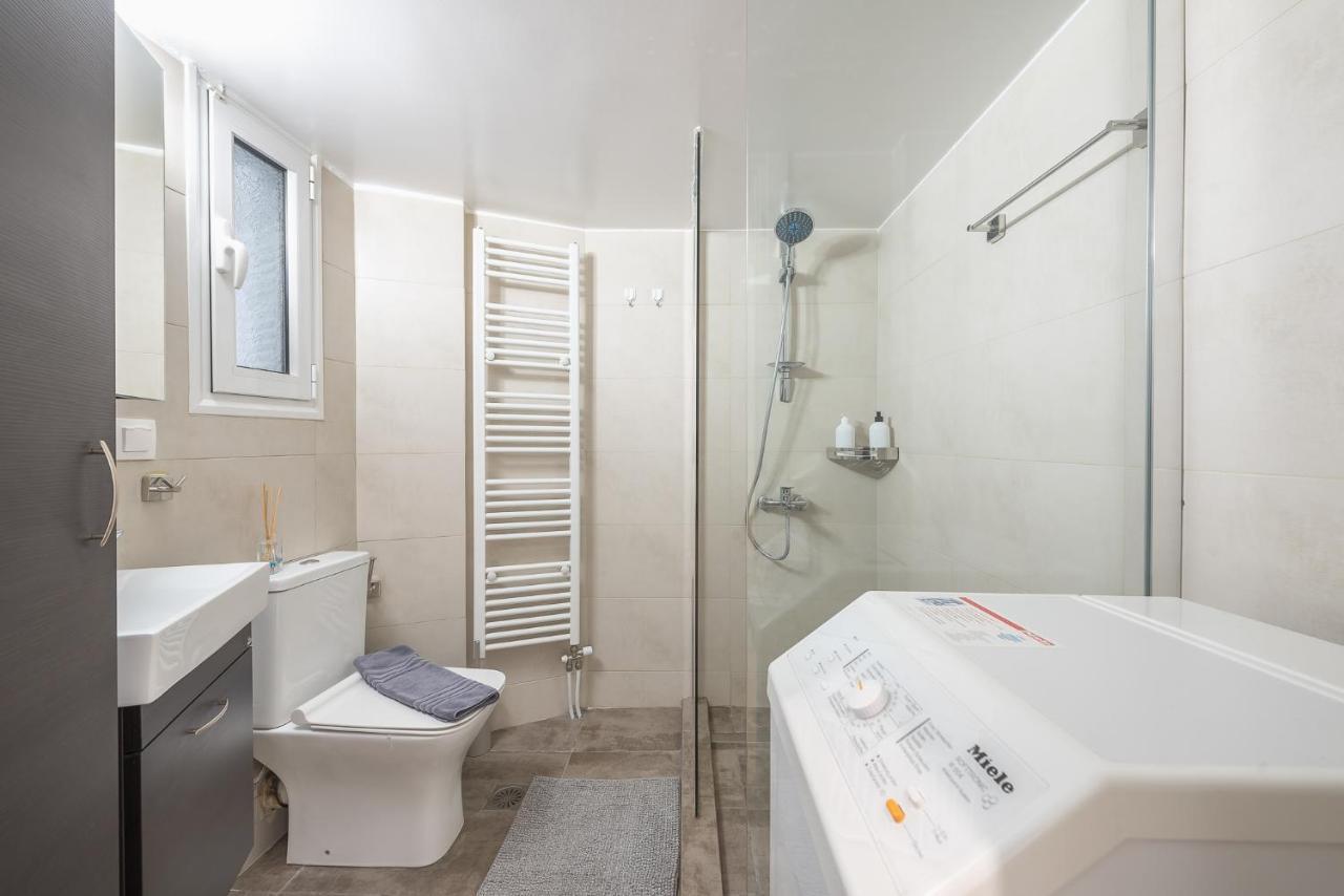 Stylish 2Bdr Apt By Acropolis Aten Exteriör bild